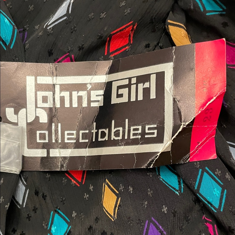 Vintage Multicolor Diamond Pattern Button Down Shirt - Picture 10 of 10